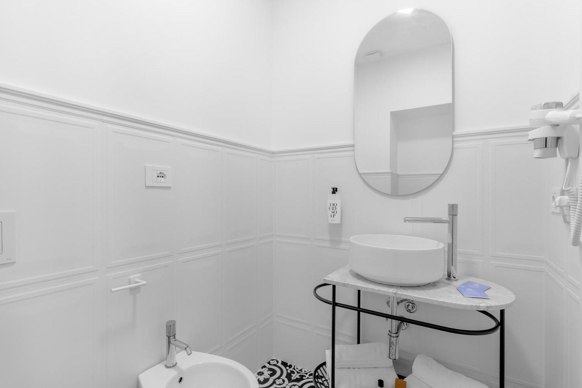 Montello Suites Foresteria Lombarda Милано Екстериор снимка